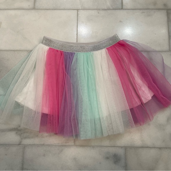 Girls Tutu. EUC. Size 4-6 yrs. - Picture 2 of 6